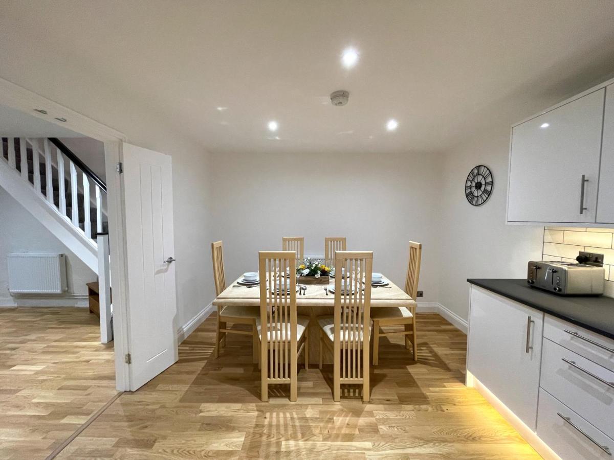 Yr Hen Bopty Villa Pontypridd ภายนอก รูปภาพ