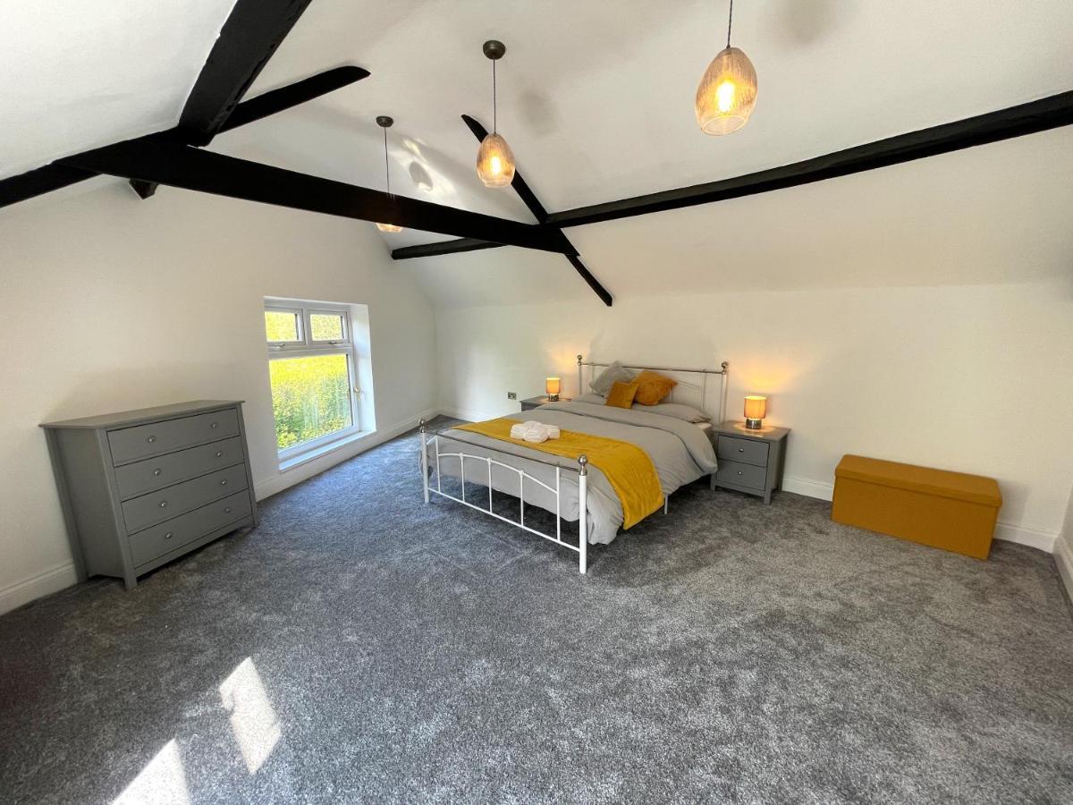 Yr Hen Bopty Villa Pontypridd ภายนอก รูปภาพ