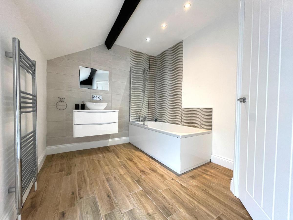 Yr Hen Bopty Villa Pontypridd ภายนอก รูปภาพ