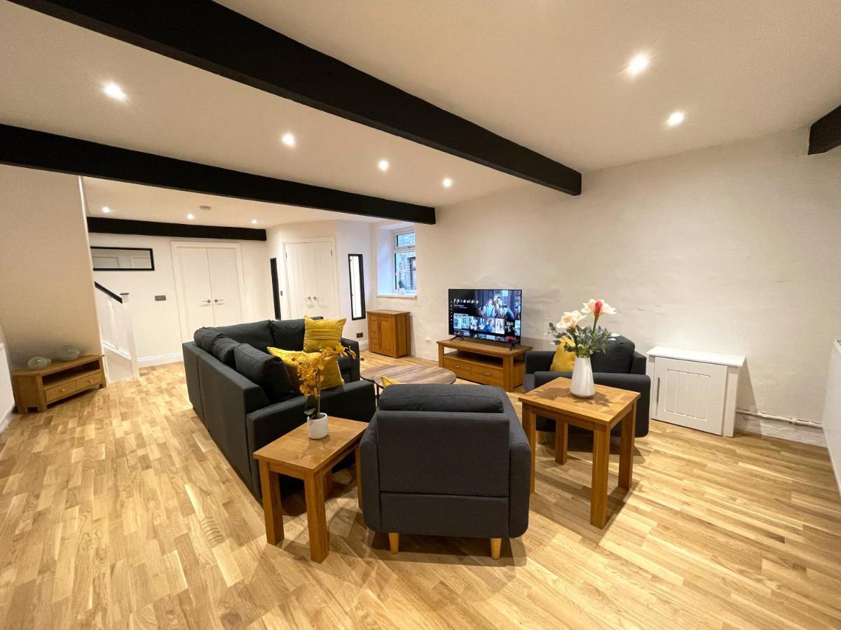 Yr Hen Bopty Villa Pontypridd ภายนอก รูปภาพ