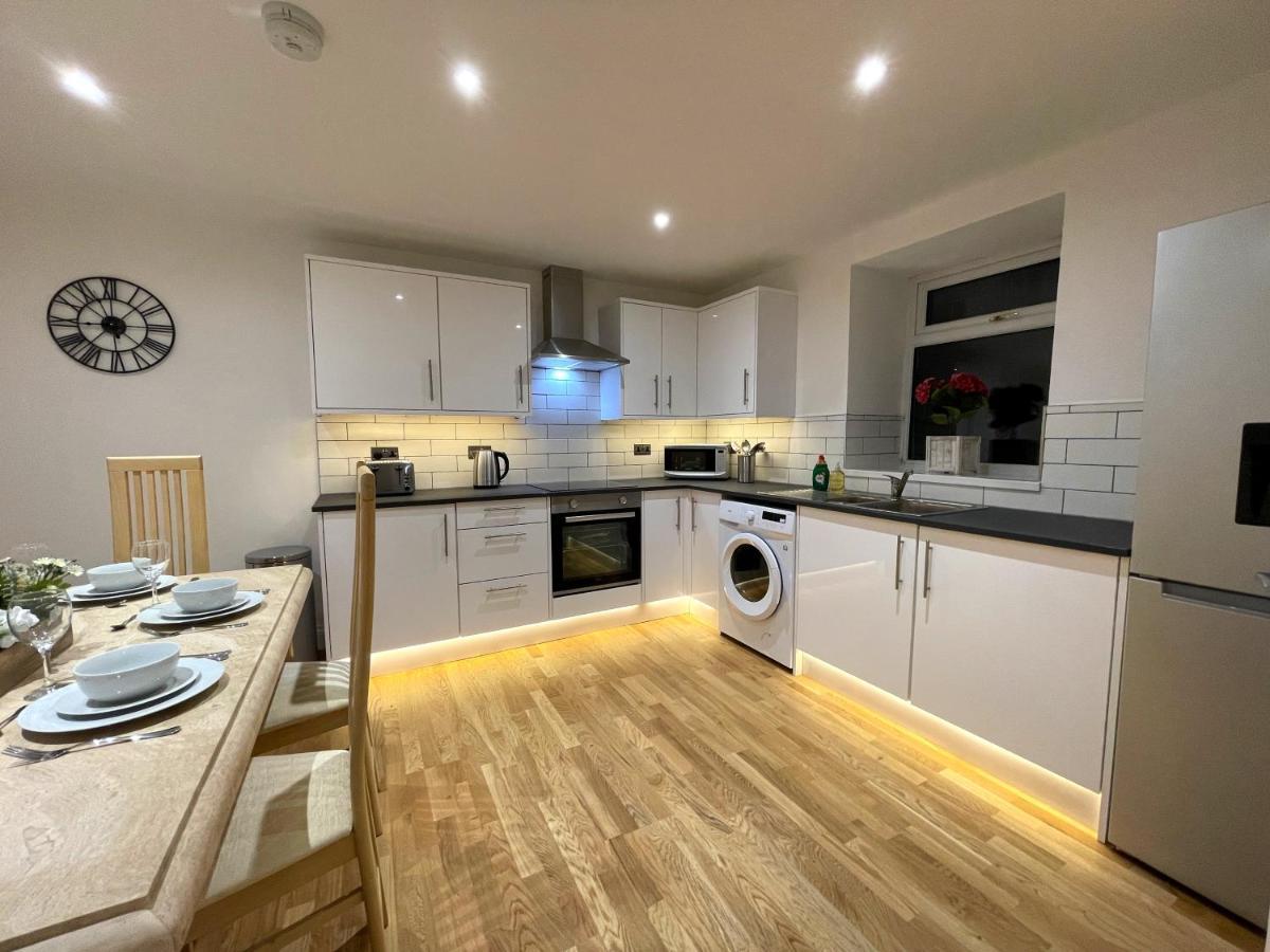 Yr Hen Bopty Villa Pontypridd ภายนอก รูปภาพ